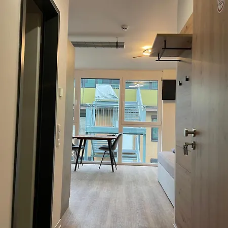 Apartmenthaus Mk Immobilien Lägenhetshotell Stuttgart